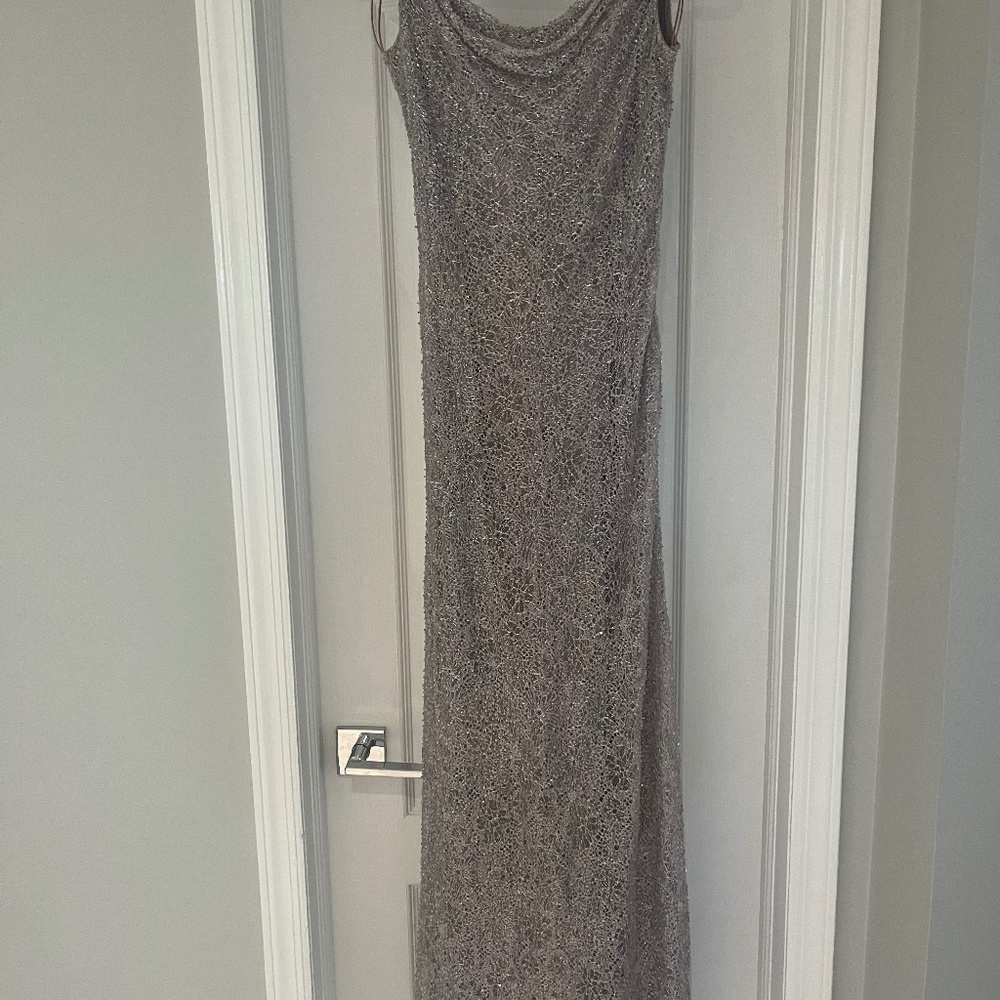 Carmen Marc valvo beaded gown